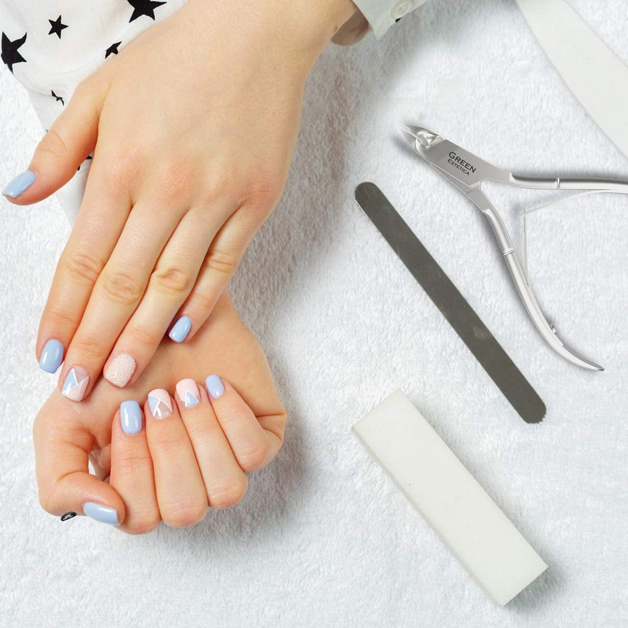 Professional Cuticle Trimmer Nail Cuticle Cutter Stainless Steel Cuticle Nippers with Sharp Blades Clippers Manicure Tools Double Spring for Nail Care Pedicure Nail Tool (Silver)